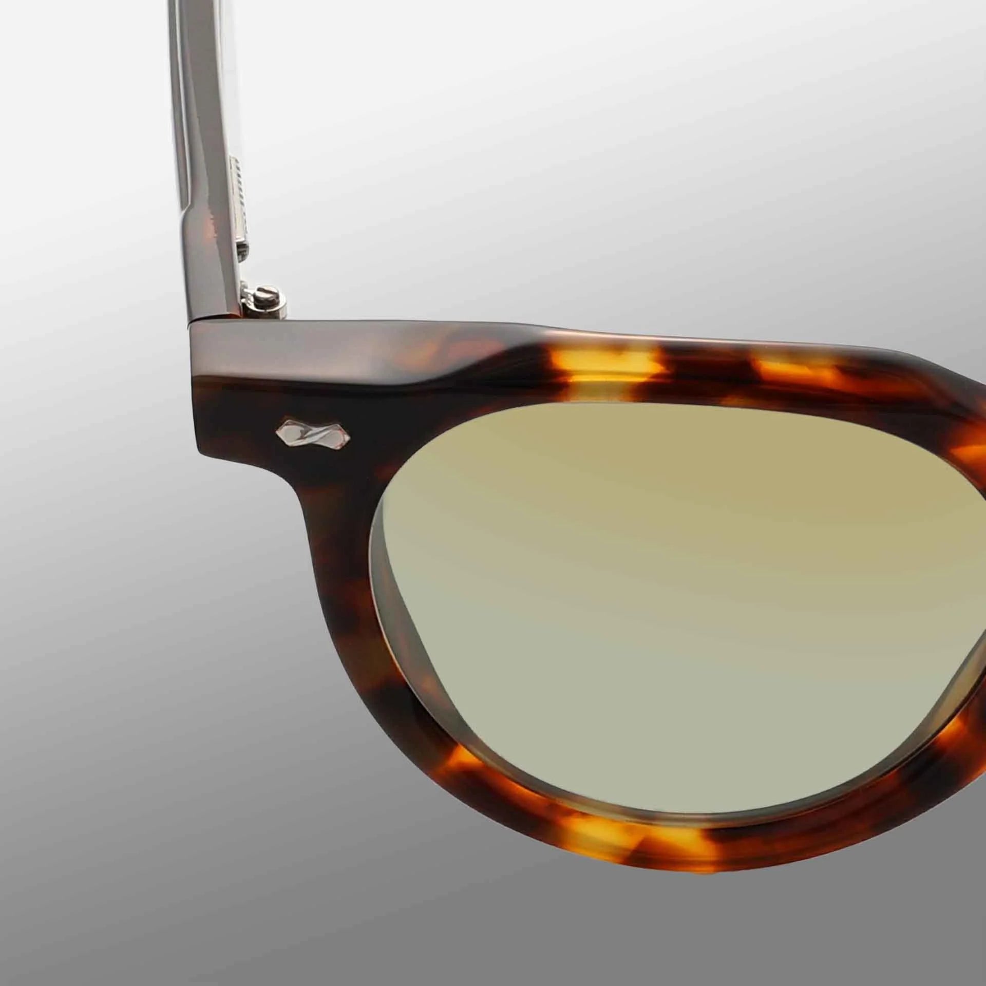 TBD Eyewear Hem Eco Spotted Havana | Mirror Green Lens Sunglasses