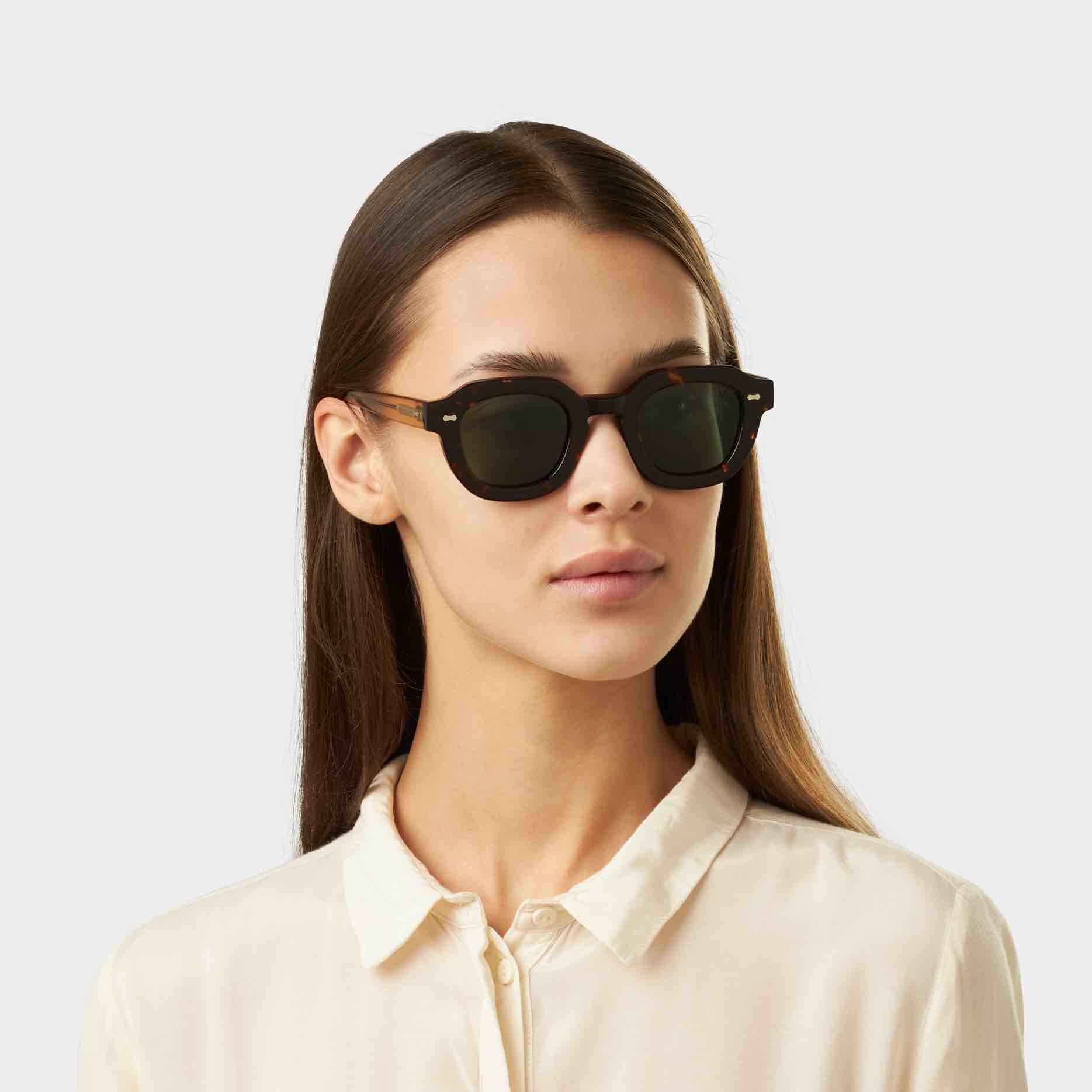 TBD Eyewear Juta Eco Bicolor Bottle Green Lens Sunglasses Woman