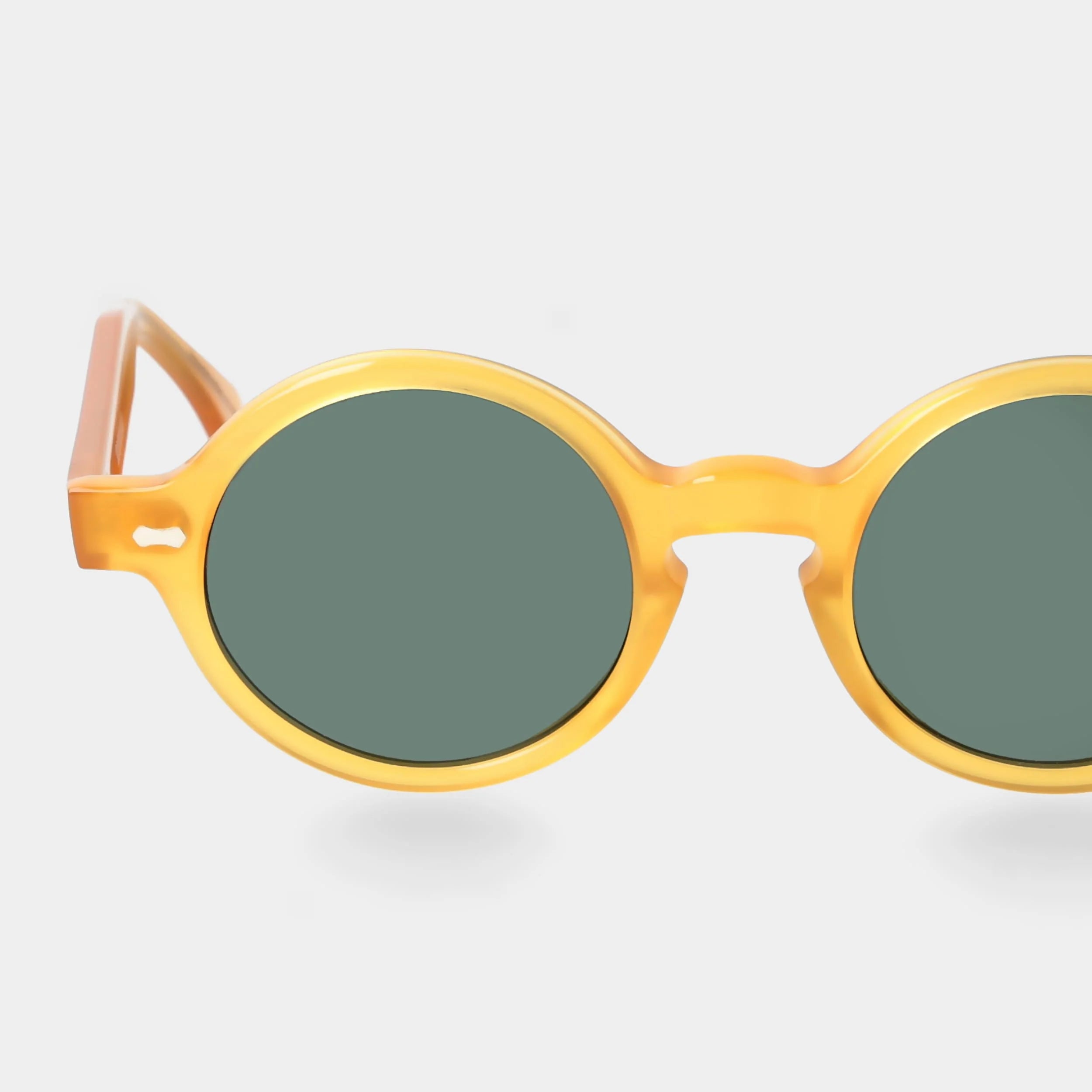 TBD Eyewear Oxford Eco Honey Bottle Green Lens Sunglasses Detail