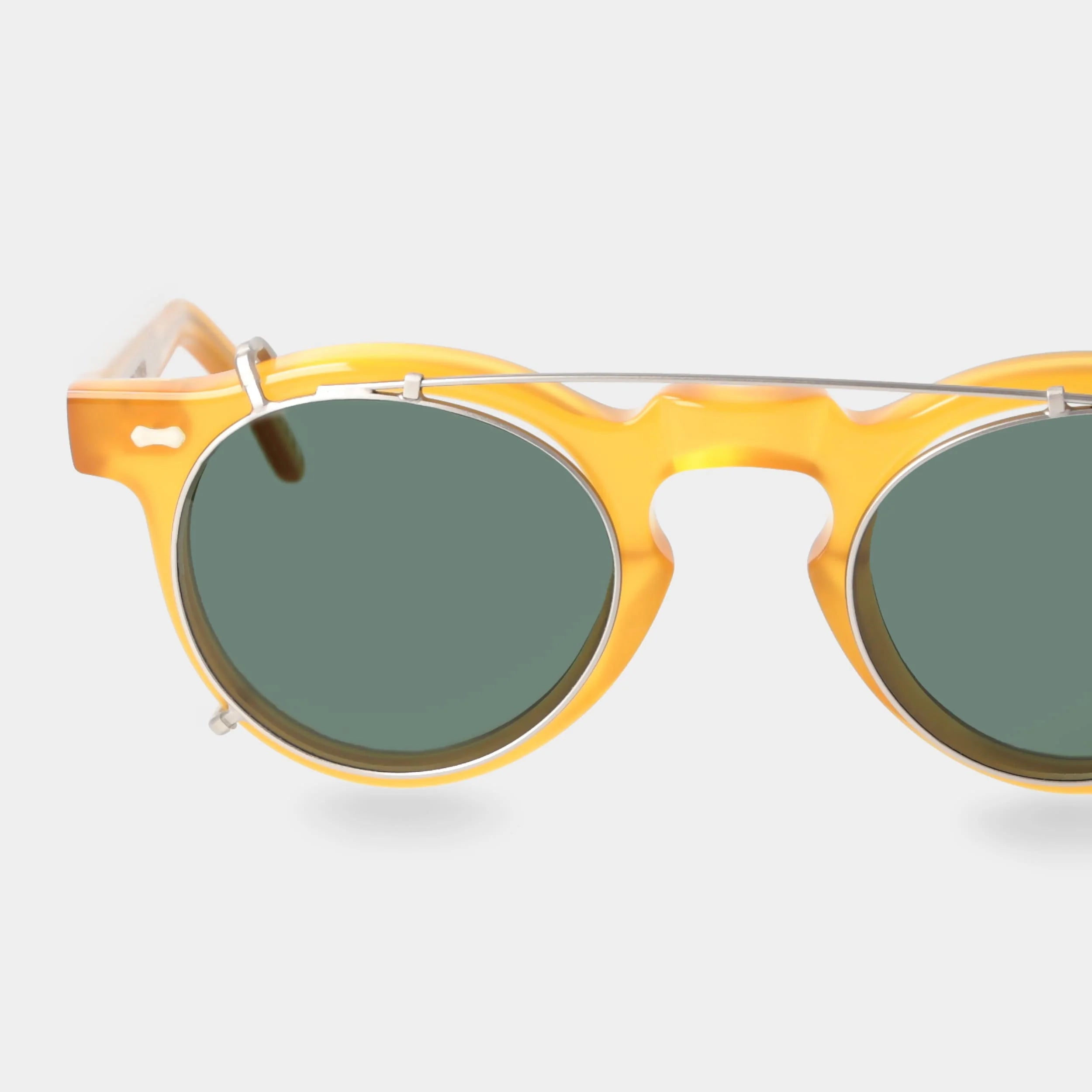 TBD Eyewear Welt with Clip Silver Bottle Green Lens Detail
