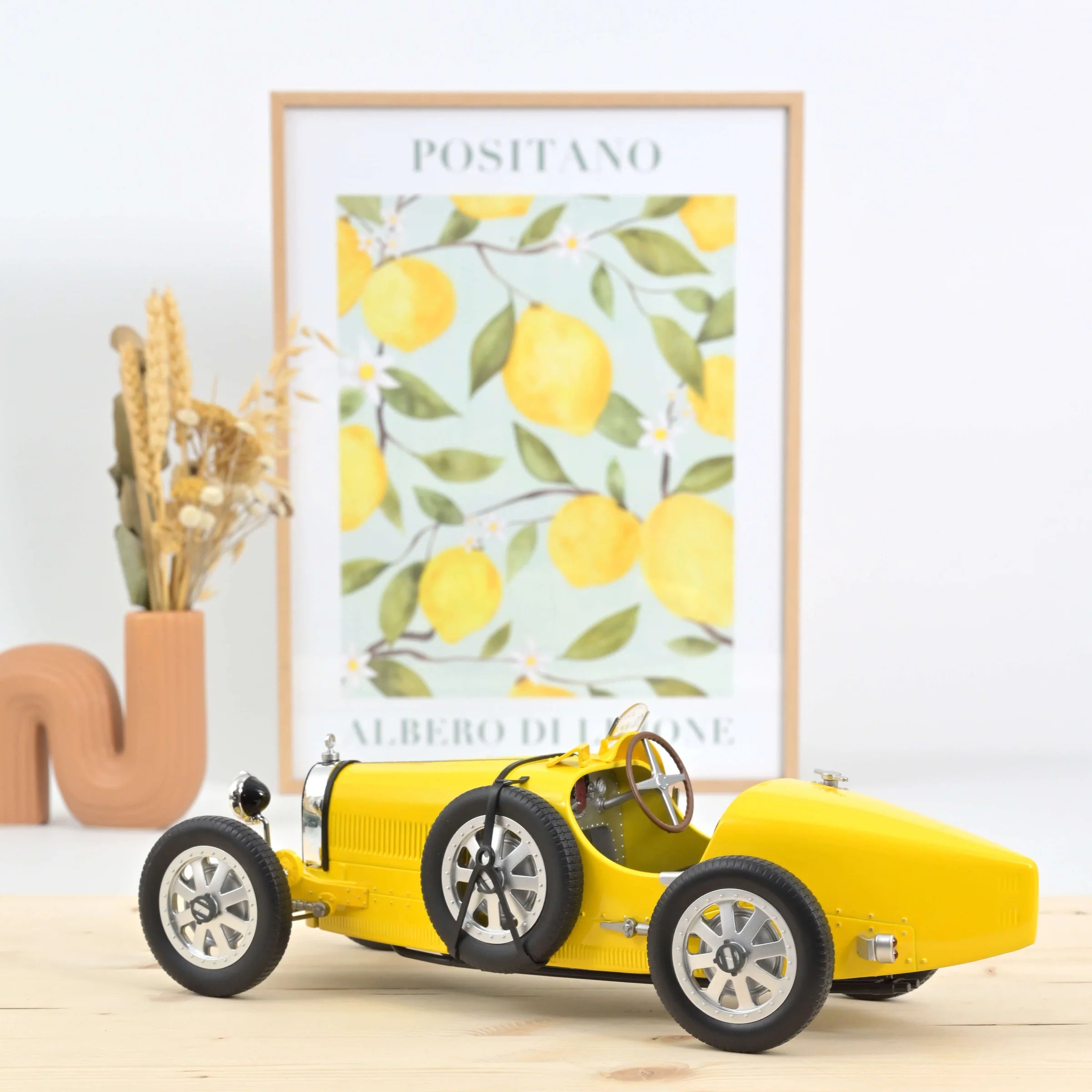 Norev Bugatti T35 Yellow - 1925 1:12 Diecast Car 125702