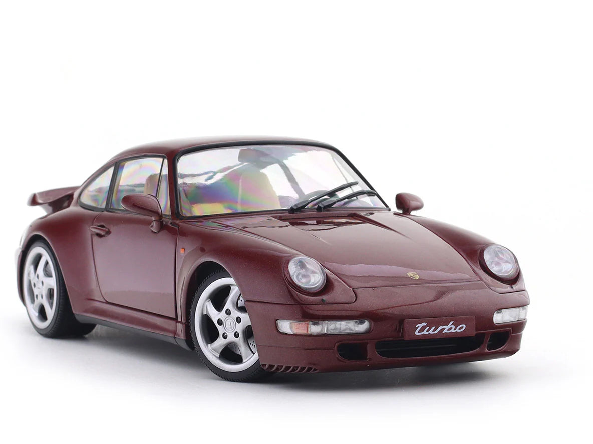 Solido Porsche 911 (993) Arena Red - 1997 1:18 Diecast Car S1810102