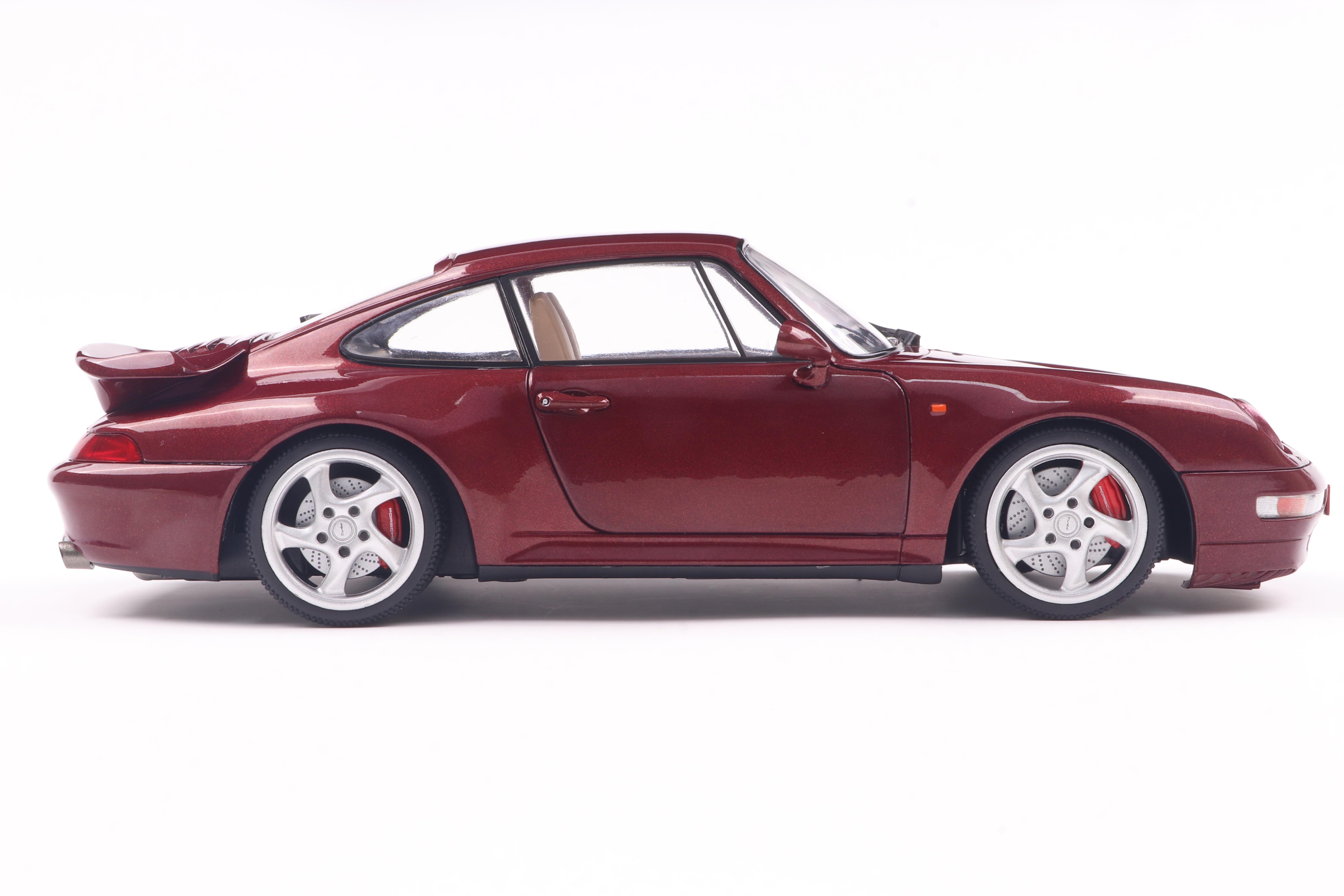 Solido Porsche 911 (993) Arena Red - 1997 1:18 Diecast Car S1810102