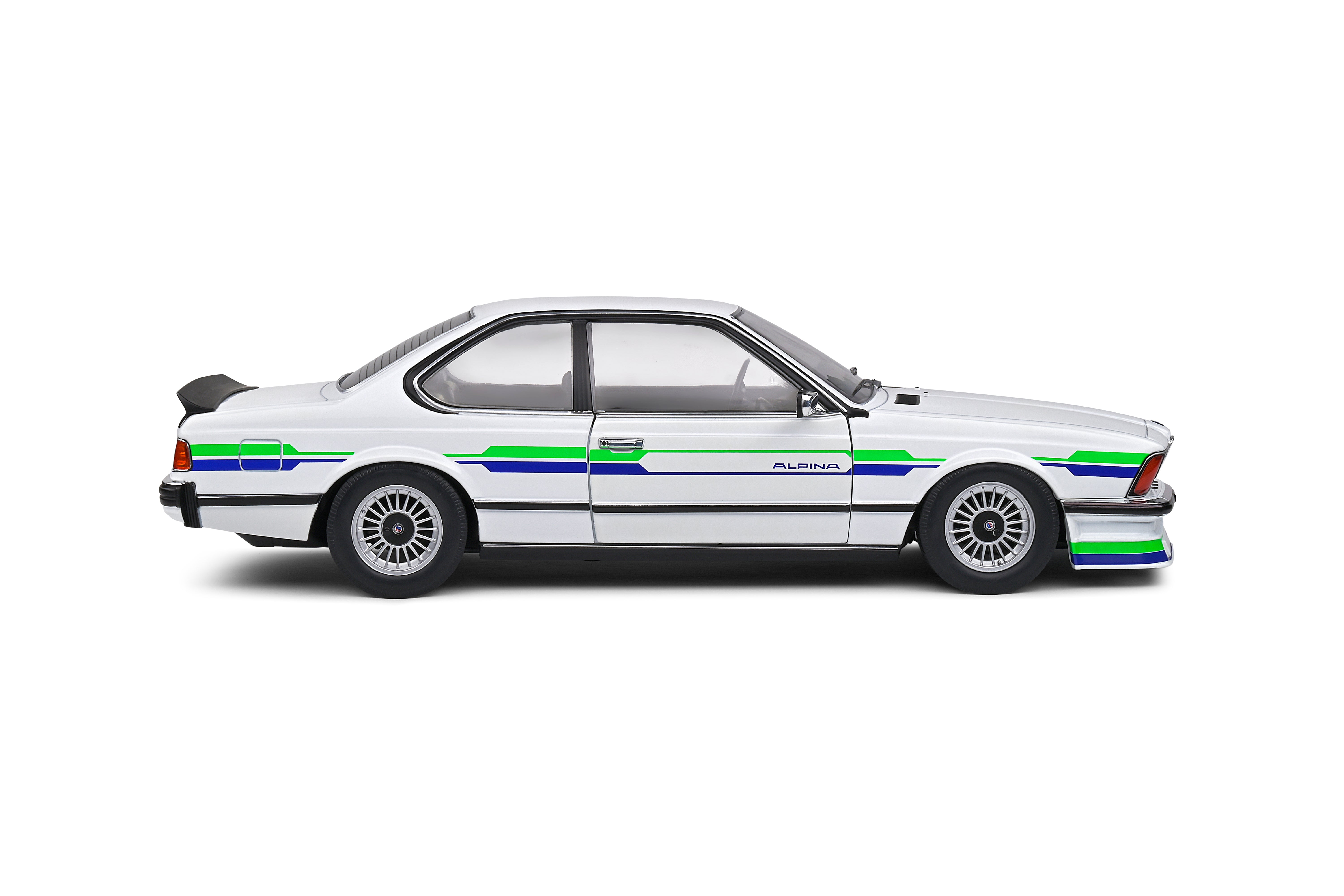 Solido BMW Alpina B7 Turbo E24 1:18 White Diecast Car S1810303