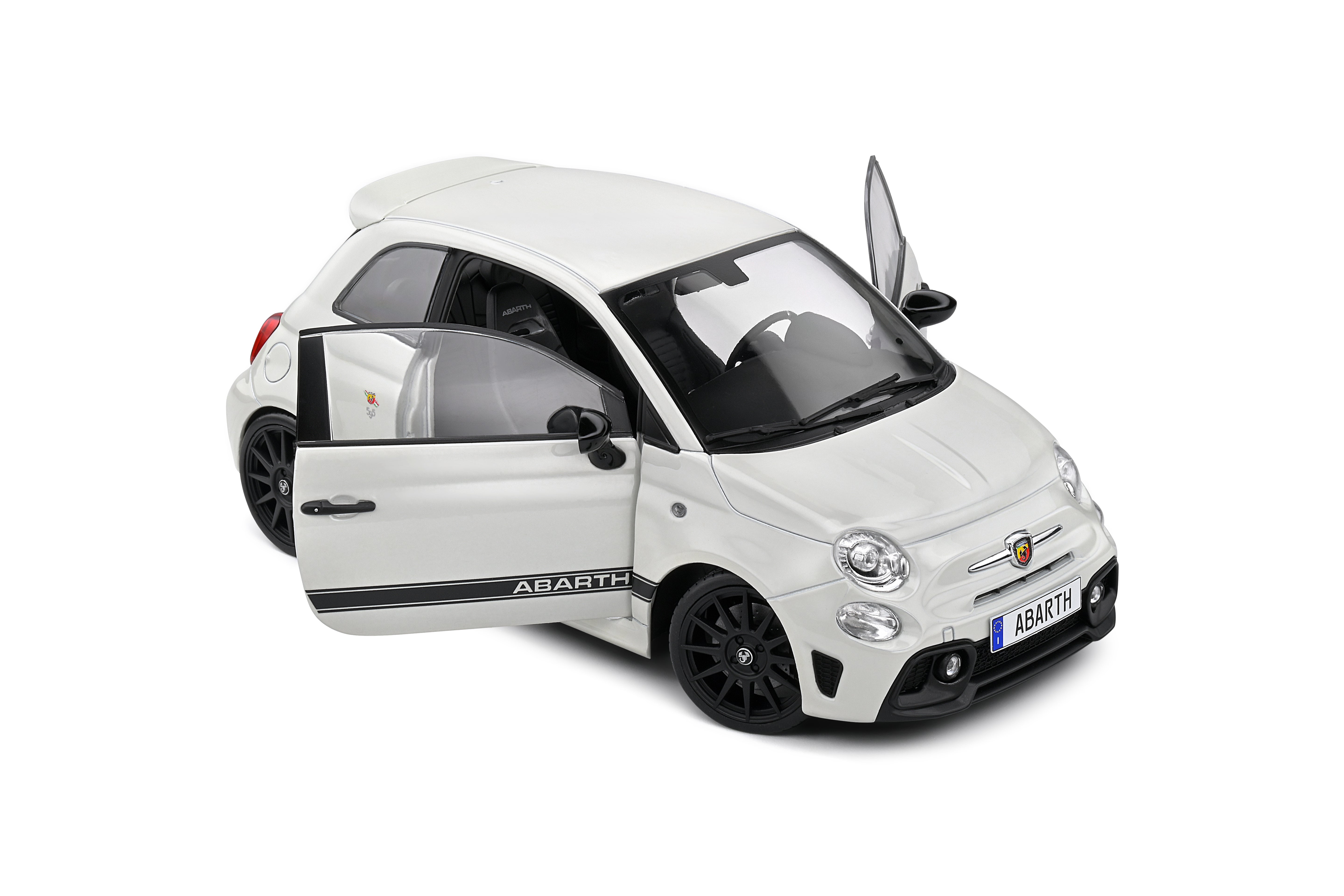 Solido Fiat F595 Abarth White - 2022 1:18 Diecast Car S1811301