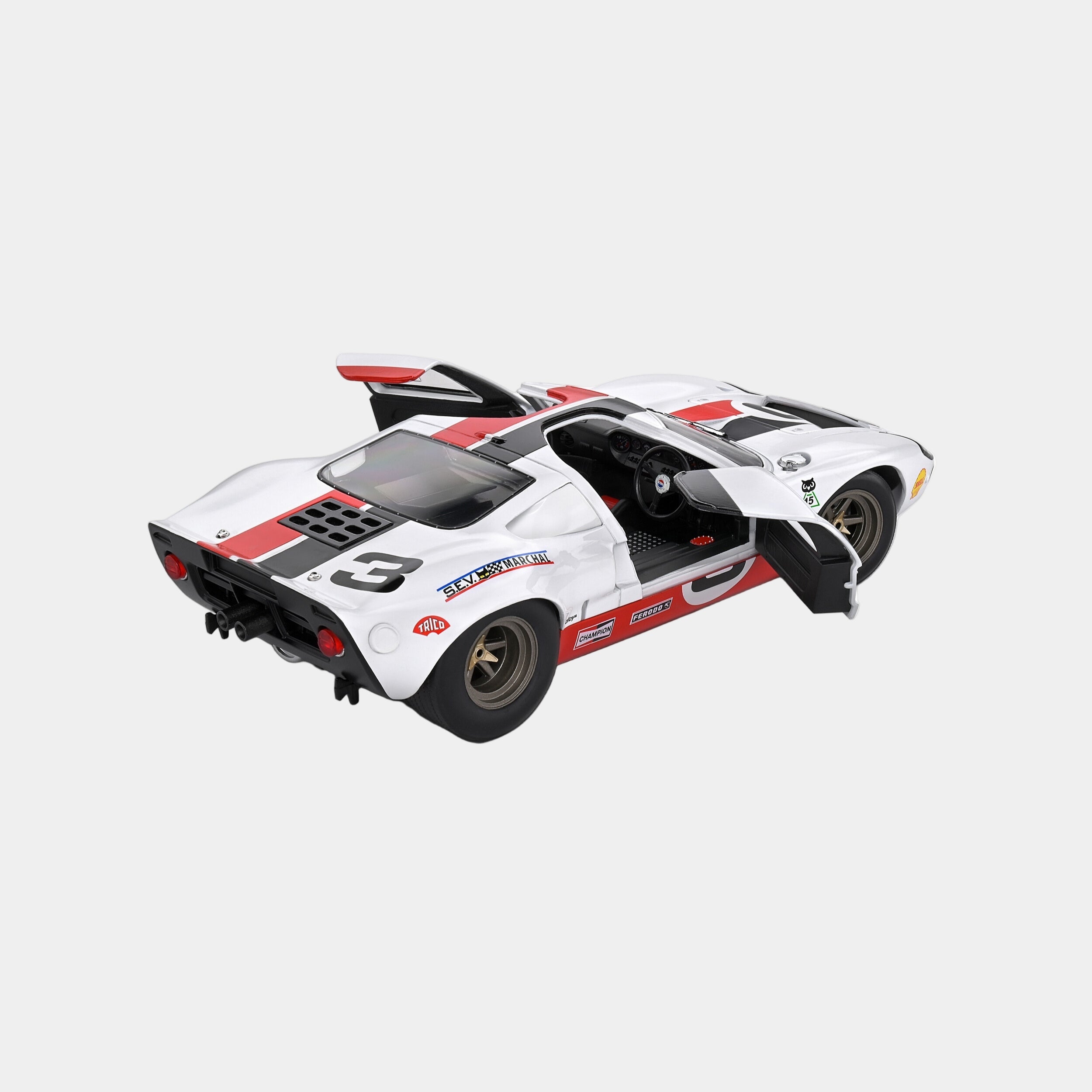 Shop Solido Ford GT40 MK.1 Eric Dean Design White - 2015 1:18