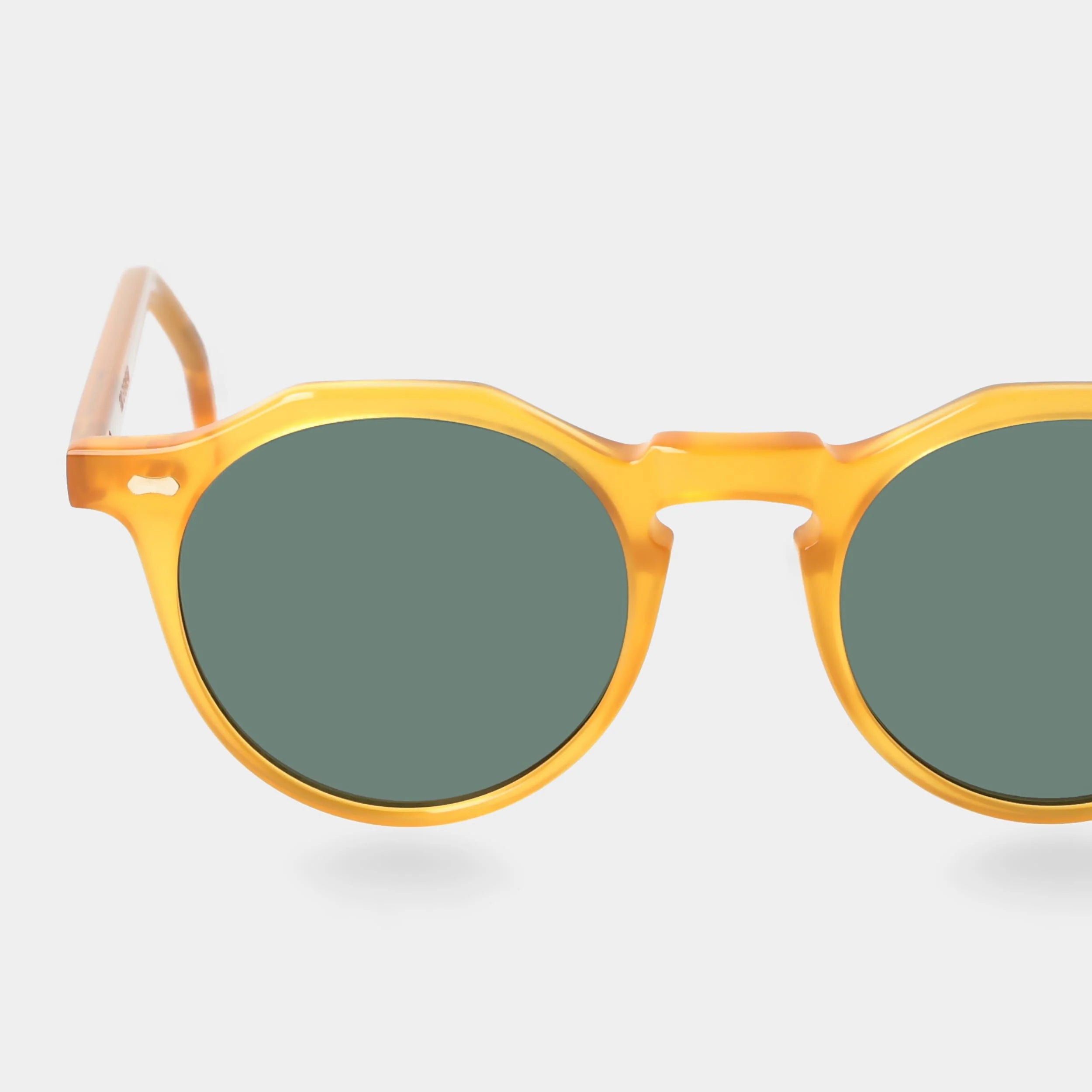 TBD Eyewear Lapel Eco Honey Bottle Green Lens Sunglasses Detail